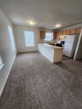 Decatur Place in Decatur, AL - Foto de edificio - Interior Photo