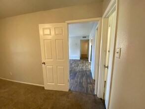 1004 Allena Dr in San Antonio, TX - Building Photo - Building Photo