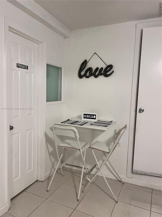 8027 W 14th Ave in Hialeah, FL - Building Photo - Building Photo