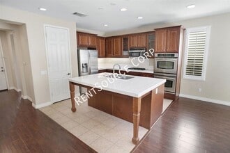17420 Smoke Tree Ln in Canyon Country, CA - Building Photo - Building Photo