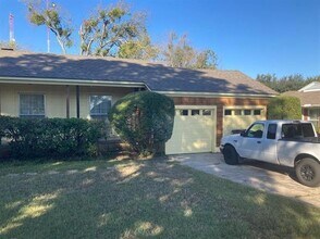 1820 Oakland Blvd in Fort Worth, TX - Building Photo - Building Photo