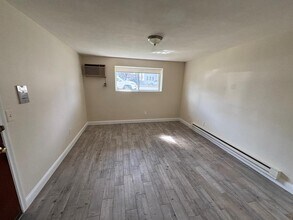656 Hyde Park Ave in Boston, MA - Building Photo - Building Photo