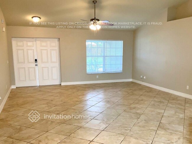 3417 SW 1st Pl in Cape Coral, FL - Foto de edificio - Building Photo
