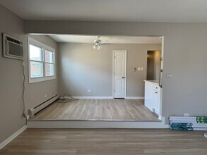 7033 W 99th St in Chicago Ridge, IL - Building Photo - Building Photo