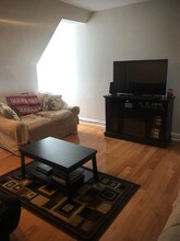 6602 Northumberland St, Unit 2 in Pittsburgh, PA - Building Photo - Building Photo