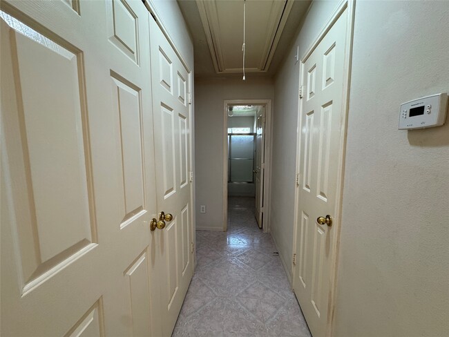 6110 Villa Hills Dr in Houston, TX - Building Photo - Building Photo