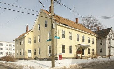 8-10 Derry St in Manchester, NH - Foto de edificio - Building Photo