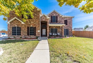 716 Sugar Valley Rd in Murphy, TX - Building Photo