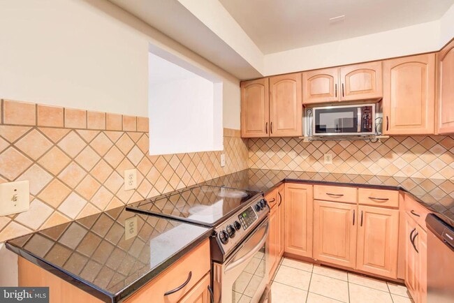 900 24th St NW in Washington, DC - Building Photo - Building Photo