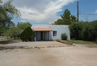 231-247 E Delano St in Tucson, AZ - Building Photo - Building Photo