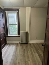 598 Pawling Ave in Troy, NY - Building Photo - Building Photo