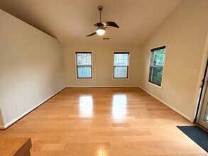 96 Oakley Rd in Asheville, NC - Building Photo - Building Photo