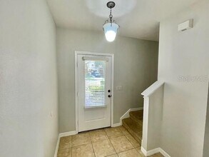 9870 Tivoli Villa Dr in Orlando, FL - Building Photo - Building Photo