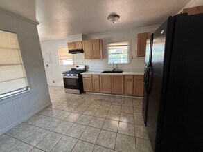 1210 Caroline Dr in Bossier City, LA - Building Photo - Building Photo
