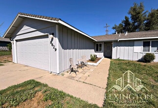 8629 El Sobrante Way in Orangevale, CA - Building Photo - Building Photo