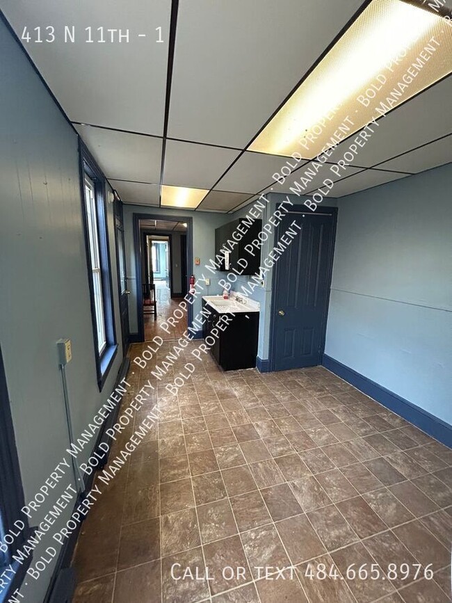 property at 413 N 11th St