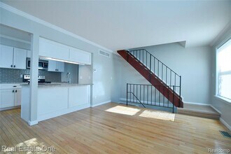 1527 Mariner Dr in Walled Lake, MI - Building Photo - Building Photo