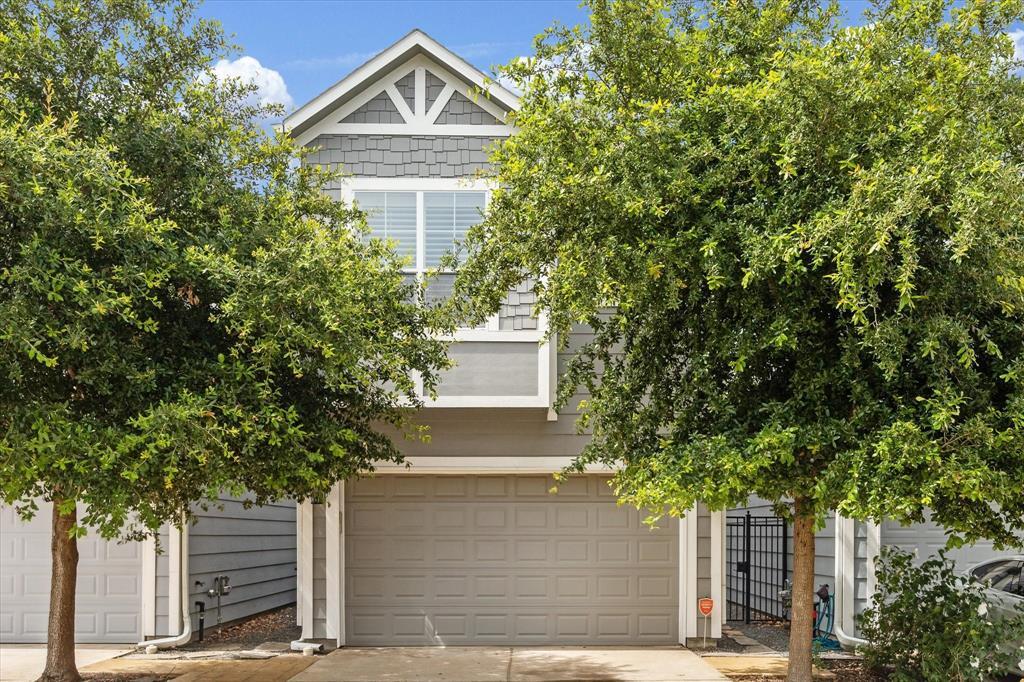 5430 Kiam St in Houston, TX - Building Photo