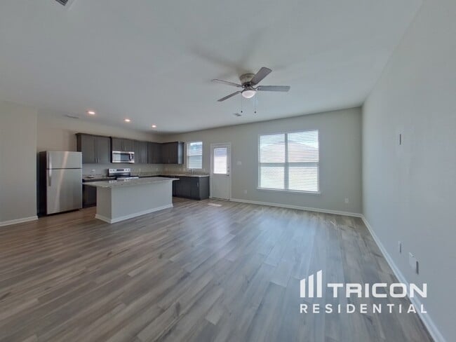 630 Delta Downs Dr in Seagoville, TX - Building Photo - Building Photo