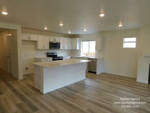 12628 173rd Ave E in Bonney Lake, WA - Building Photo - Building Photo