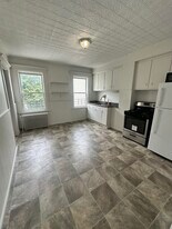 87 TERRACE Ave in Jersey City, NJ - Building Photo