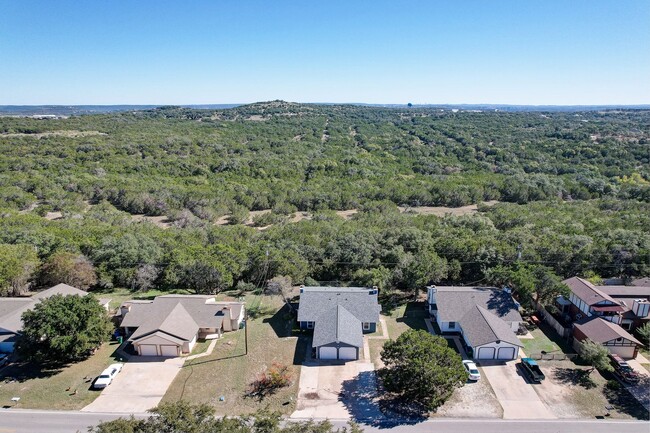 5507 Thunderbird St in Lago Vista, TX - Building Photo - Building Photo