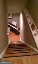 2351 Christian St-Unit -1-A in Philadelphia, PA - Foto de edificio - Building Photo