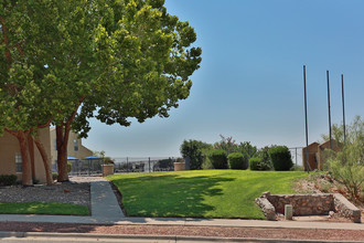 La Mesa Apartments in El Paso, TX - Building Photo - Building Photo