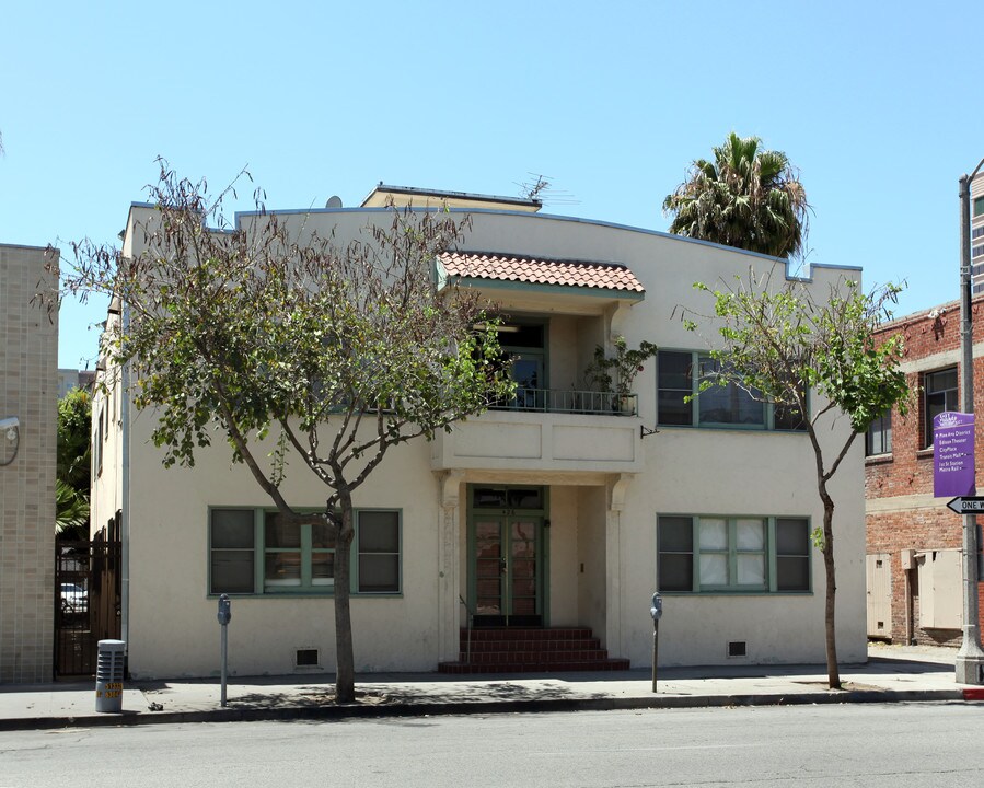 426 E Broadway in Long Beach, CA - Building Photo