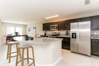 9311 Joannes Wy in Jacksonville, FL - Foto de edificio - Building Photo