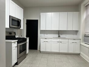 2120 W Lyndale St in Chicago, IL - Building Photo - Building Photo