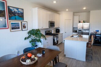 3305 Kaufman Ct in Oak Point, TX - Building Photo - Building Photo