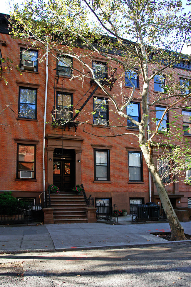 118 Pacific St in Brooklyn, NY - Foto de edificio - Building Photo