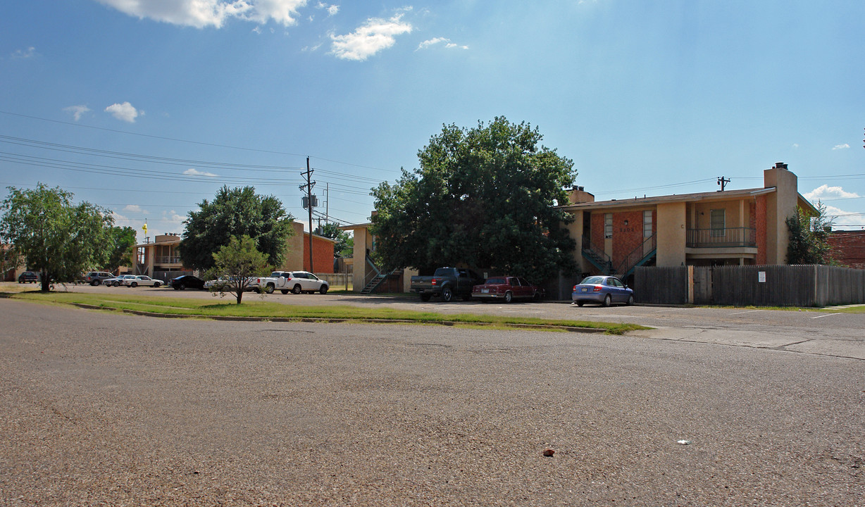 3108-3110 Salisbury Ave in Lubbock, TX - Building Photo