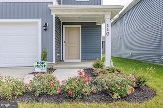 110 Charing Cross Dr in Stephens City, VA - Building Photo - Building Photo