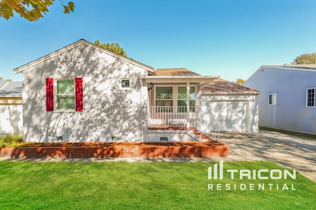 property at 138 Byron St