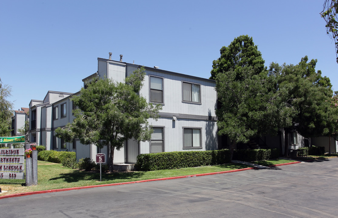 Trailridge Apartments in Galt, CA - Foto de edificio