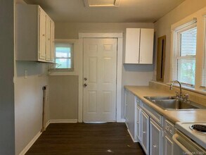 808 NC-161 in Bessemer City, NC - Building Photo - Building Photo