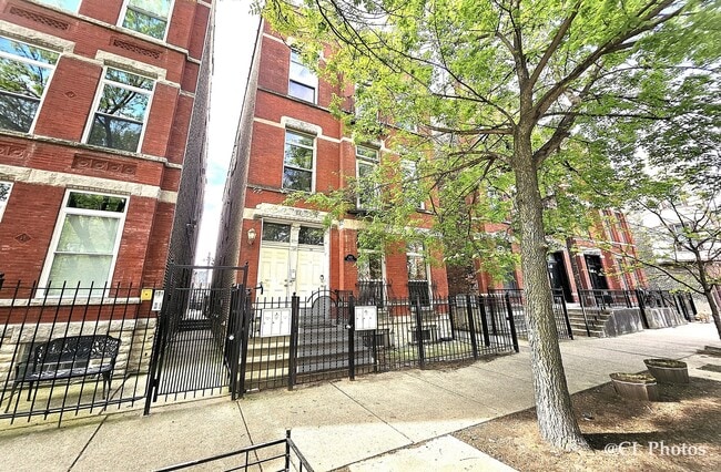 property at 1411 W Ohio St