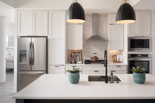 Oro Ballantyne in Charlotte, NC - Building Photo