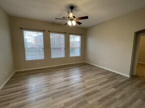 1371 Stone Rim Loop in Buda, TX - Building Photo - Building Photo