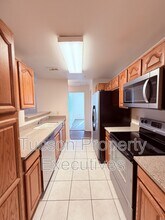 2550 E River Rd in Tucson, AZ - Building Photo - Building Photo