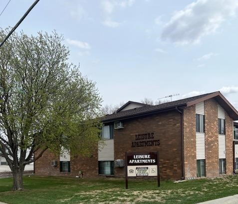 Leisure Apartments in Wayne, NE - Building Photo