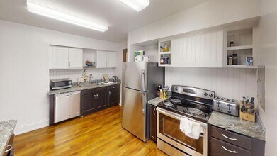 212 E William St in Ann Arbor, MI - Building Photo - Building Photo