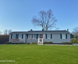 524 Pennsylvania Ave in Brick, NJ - Building Photo