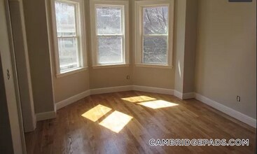 124 Berkshire St, Unit 3 in Cambridge, MA - Building Photo - Building Photo
