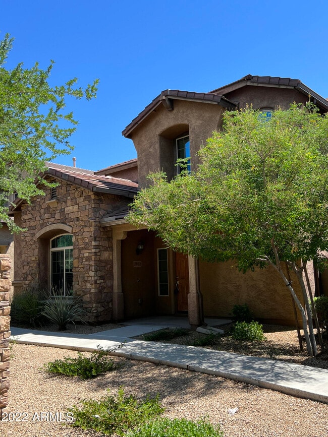 property at 3652 E Covey Ln