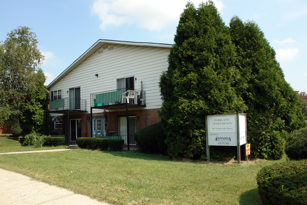 Parklane Apartments in Allentown, PA - Building Photo