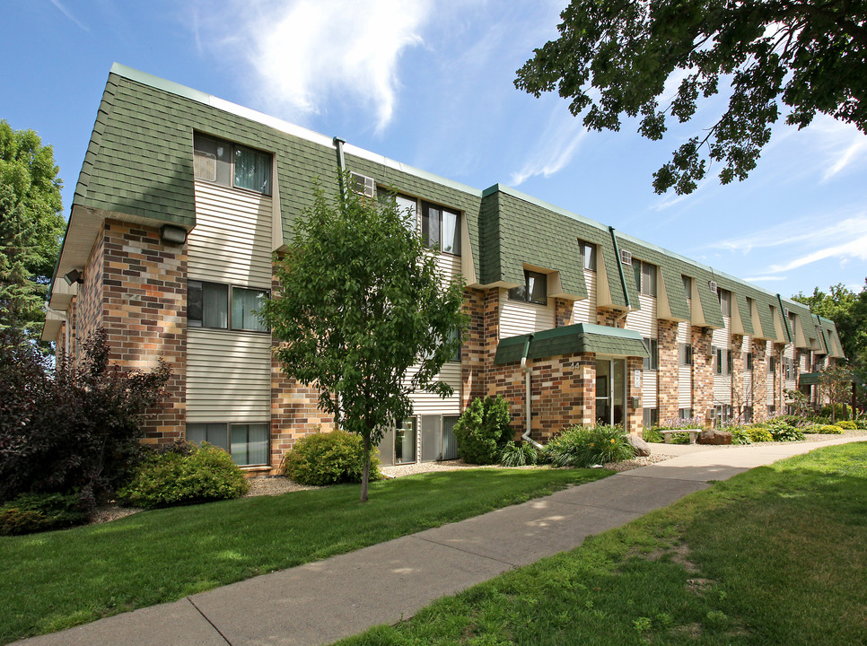 Oak Place Apartments in Kimball, MN - Foto de edificio