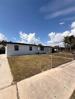 5230 SW 116th Ave in Miami, FL - Building Photo